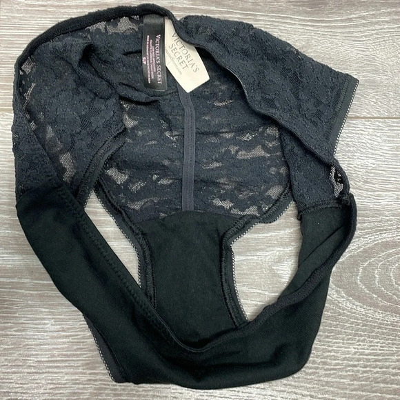 NWT Victoria’s Secret Low Rise Hiphugger Cotton Panty Ruched Lace Back Black S - Picture 7 of 13